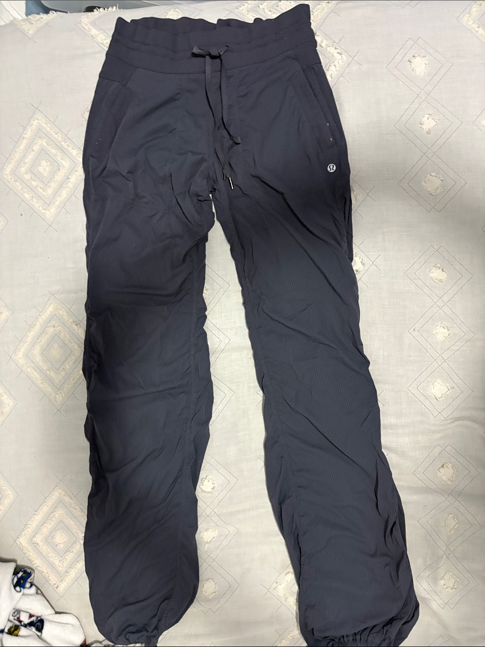 lululemon athletica Women's dark grey dance studio joggers like new
